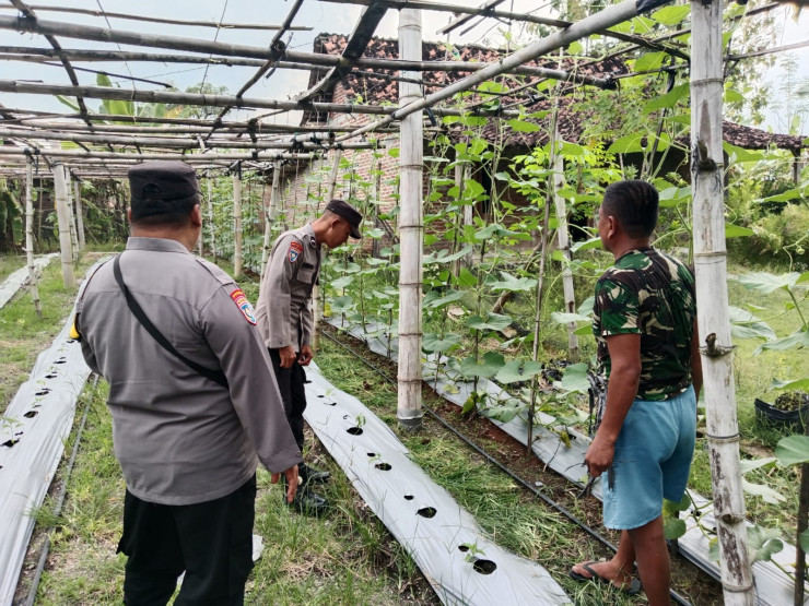 Polisi Patroli P2B Dukung Program Ketahanan Pangan