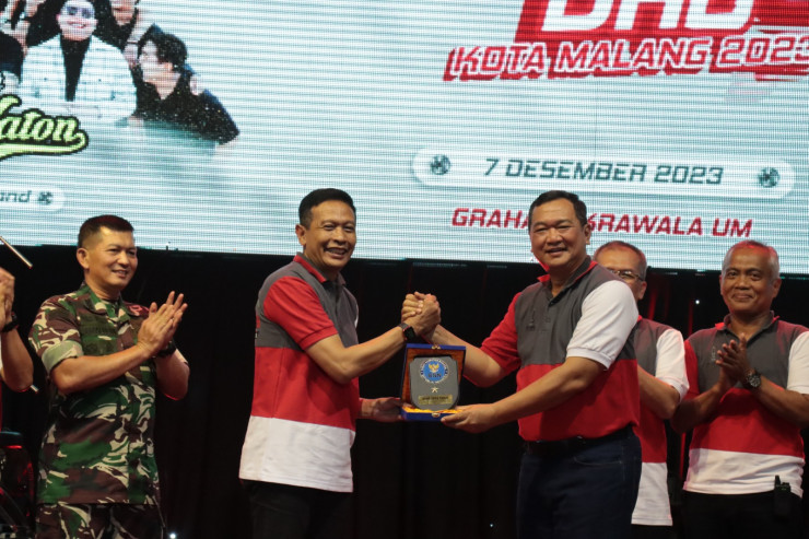 Wujudkan Kota “Bersinar”, Polresta Malang Kota Bersama Forkopimda dan 5000 Pemuda Deklarasikan “War On Drugs"