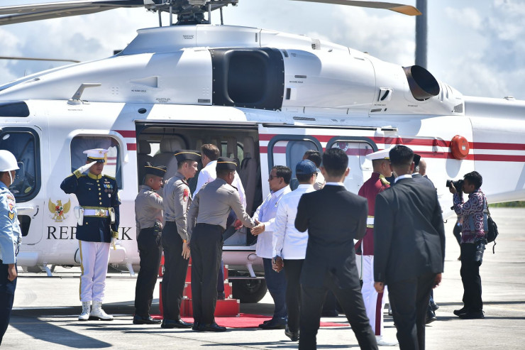 Helikopter AW 189 Polri Melaksanakan Pelayanan Penerbangan Kepresidenan untuk Presiden RI dan Presiden Perancis dengan Sukses