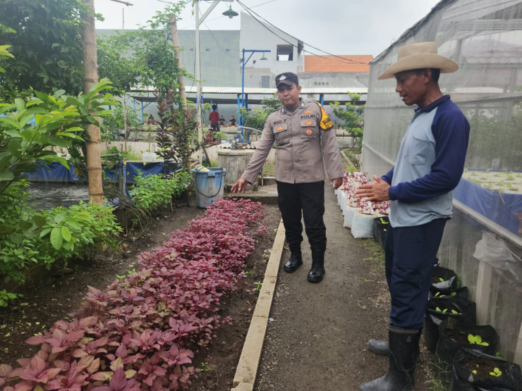 Polsek Gedangan Apresiasi Ketahanan Pangan Warga Bangah
